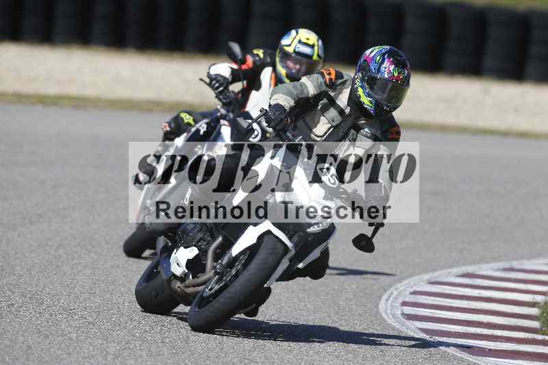 /01 02.04.2026 MAZ ADR/Gruppe gelb Gruppe gruen/45